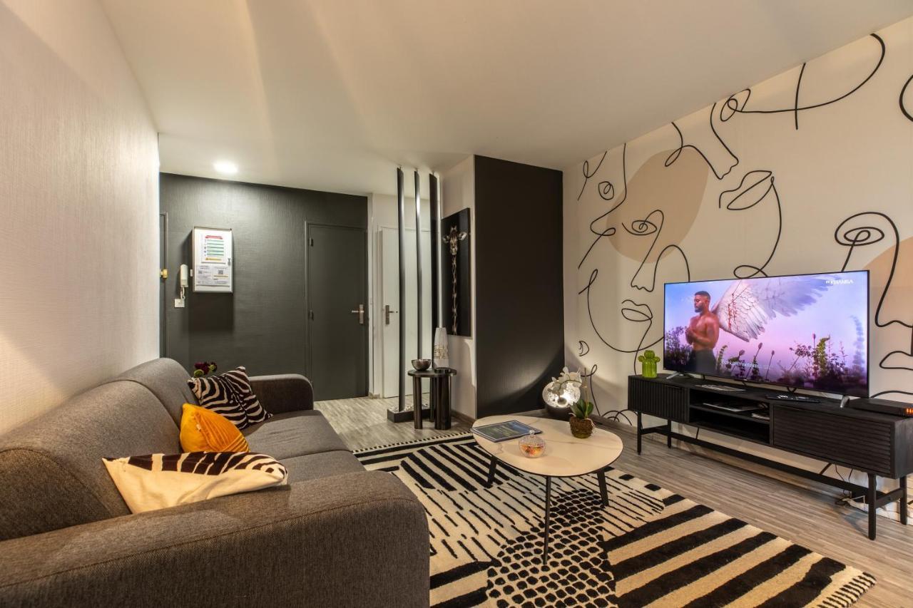 Appartement F2 Paris Jaude  Fd *